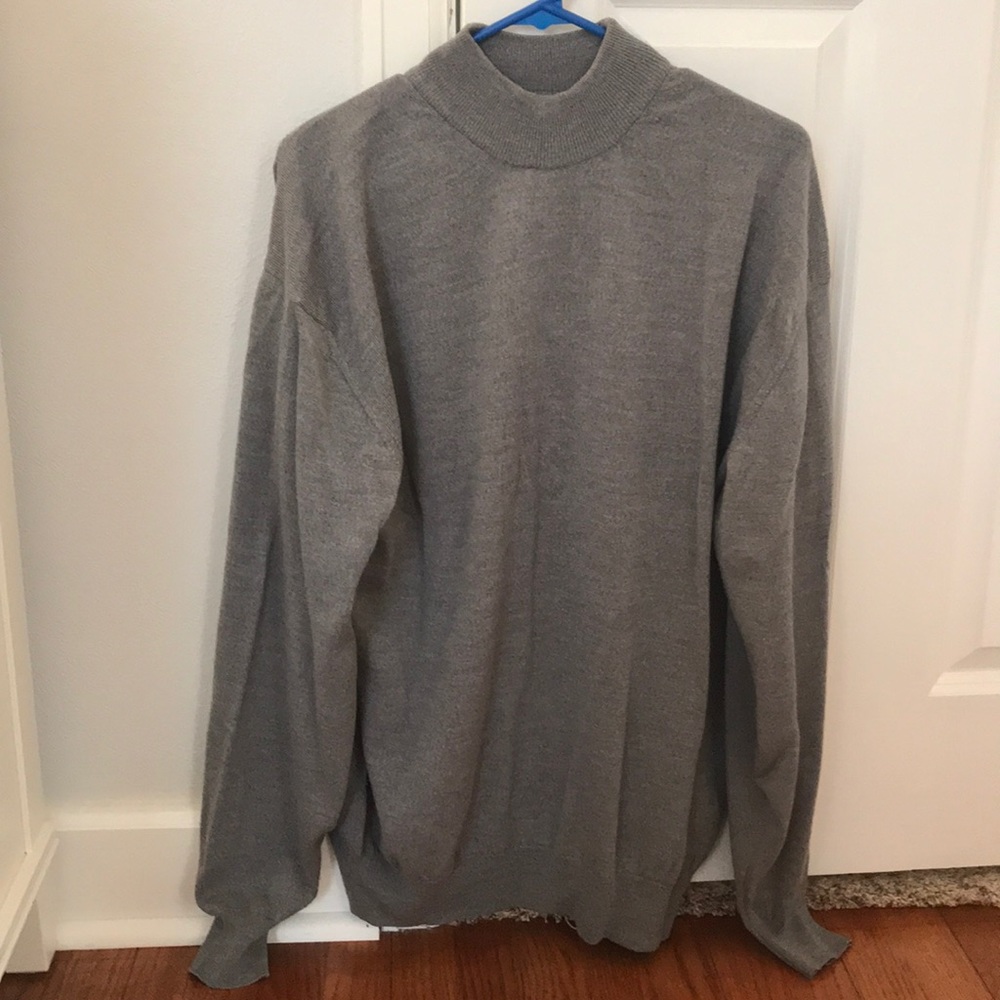 100% Italian Wool Mock Turtleneck